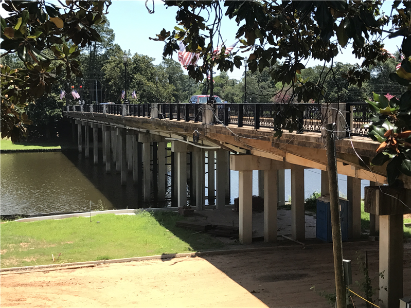 Cane River Bridge in downtown Natchitoches