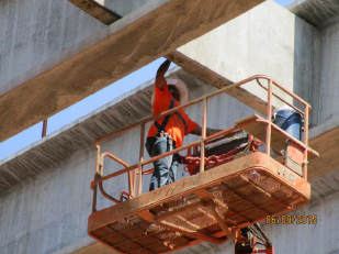 Rubbing concrete diaphragms